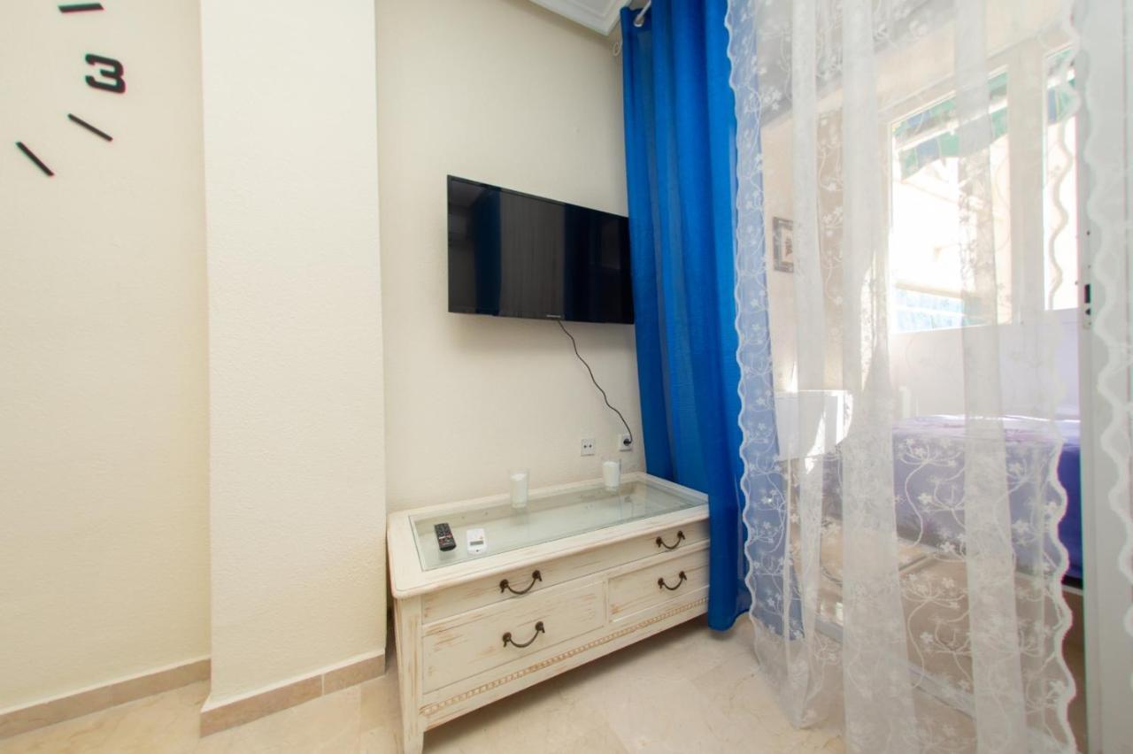 Студия На Белоснежном Пляже Los Locos Torrevieja Exterior photo